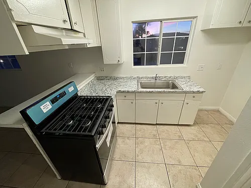 17262 Ash Ln #4 Photo 1