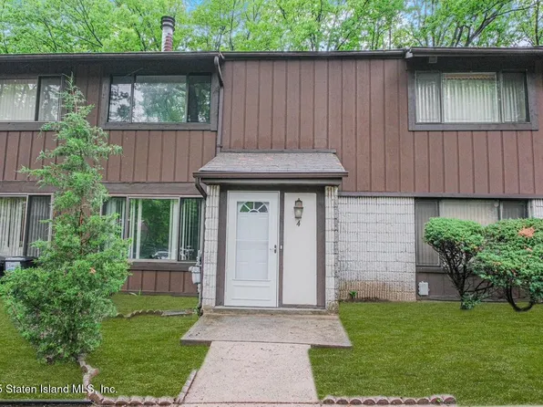 4 Rumson Rd, Staten Island, NY 10314
