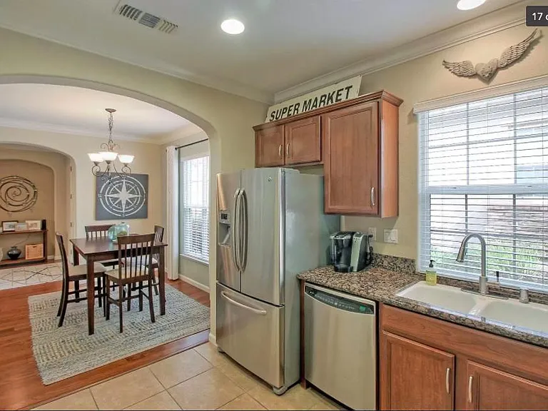 92 Talmont Cir — Photo 17