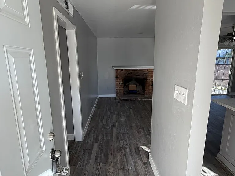 3608 Balboa Dr — Photo 13