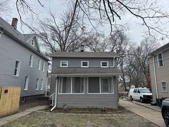 1208 Benton St, Rockford, IL 61107