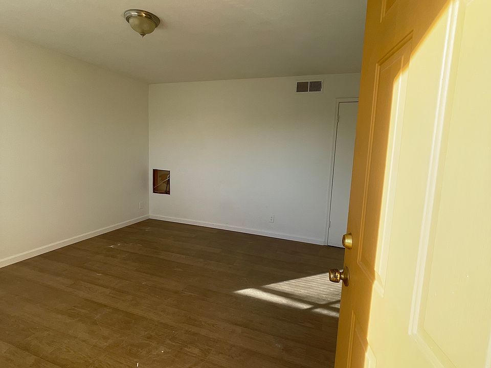 1st image of 701 S Roosevelt St APT 205