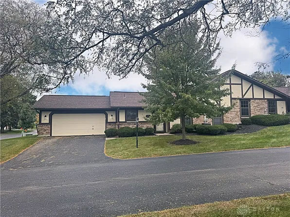 26 Tamarack Trl, Springboro, OH 45066