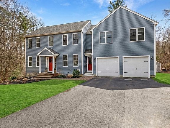 3rd image of 9 Great Acres Dr