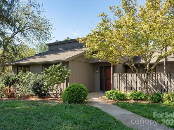 530 Crowfields Ln, Asheville, NC 28803