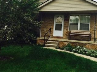 34316 Vinita St, Clinton Township, MI 48035