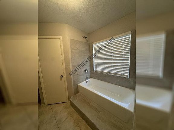 4th image of 10906 Tanwood Dr