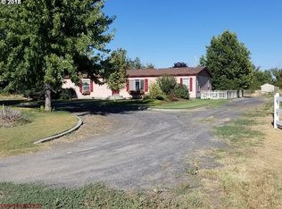 38607 Peebler Rd, Pendleton, OR 97801
