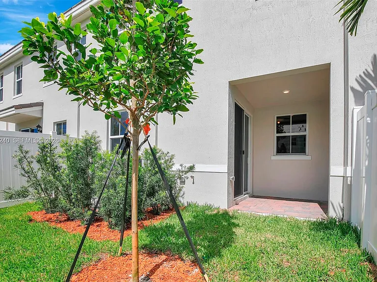 129 SW 171st Way — Photo 44
