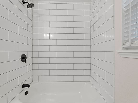 5th image of 7508 Deaver Dr