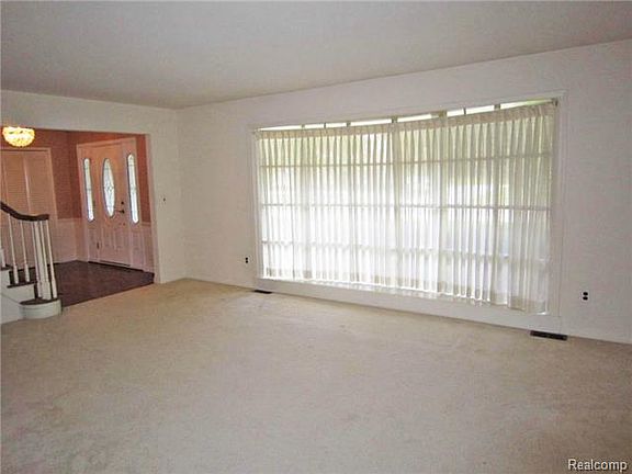 5th image of 21160 Eastfarm Ln