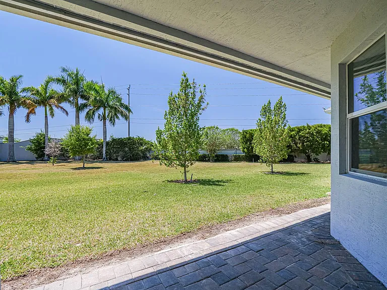 2529 Bella Vista Cir — Photo 25