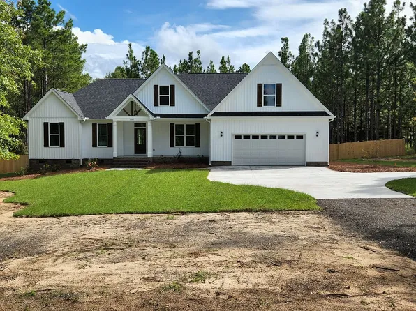 1201 Wildwood Ln, Elgin, SC 29045