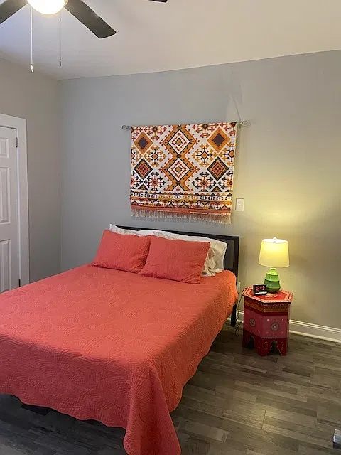 2 bed, 631 sqft, $1,300 — Photo 4