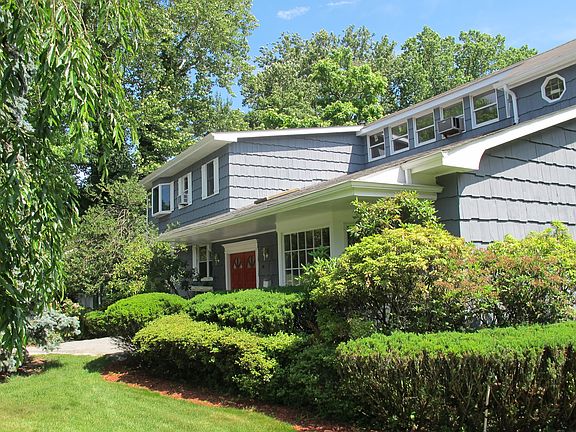 3rd image of 56 Sycamore Ln