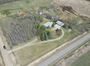 22348 Township Rd #512-1, Strathcona County, AB T8C 1H2