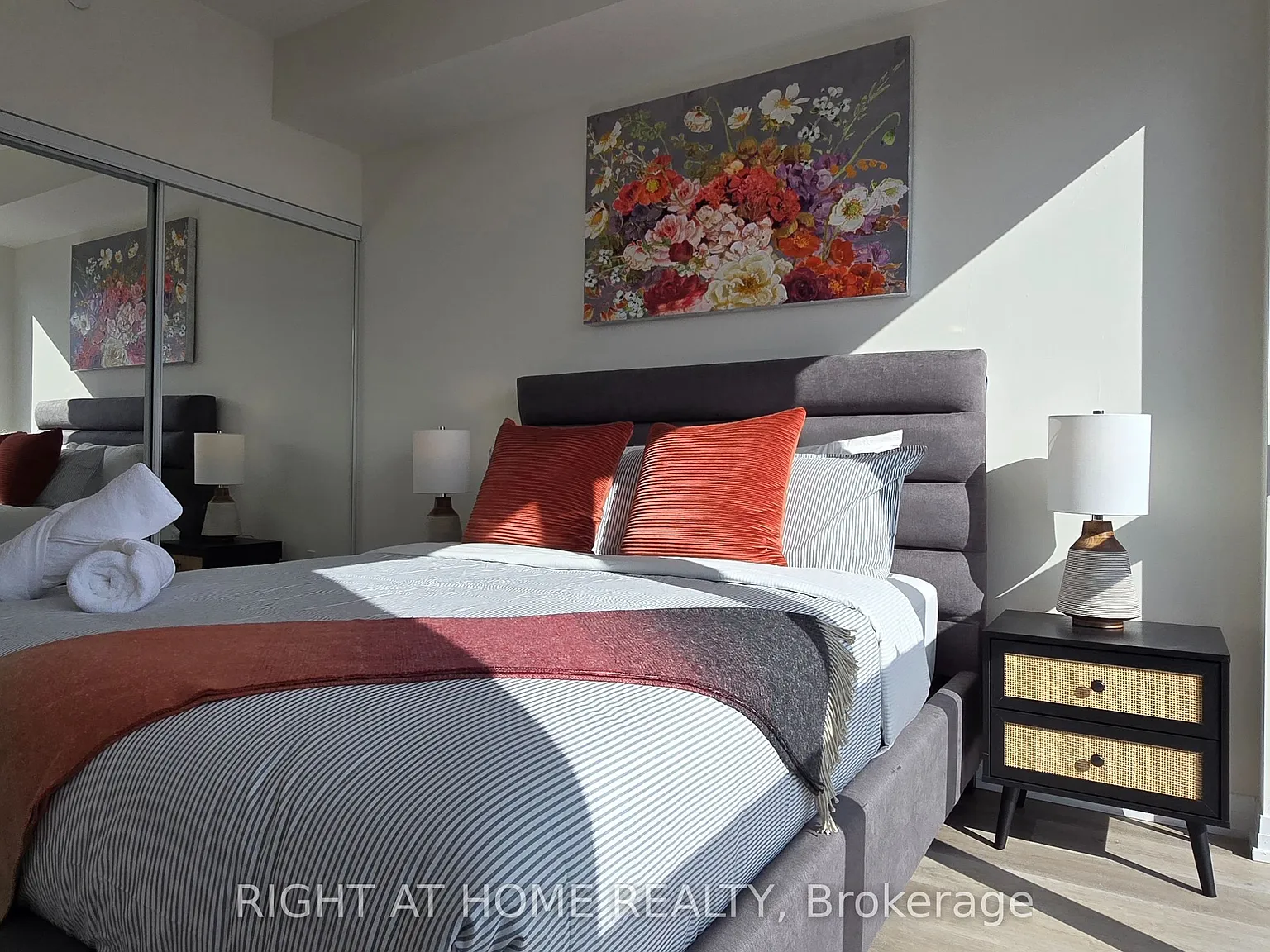 2 bed, $2,800 — Photo 2