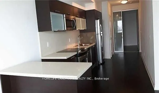 386 Yonge St #3116 — Photo 3
