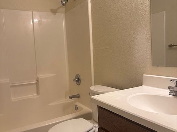 5th image of 4921 N 47th St
