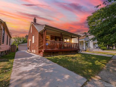 6433 Heyden St, Dearborn Heights, MI, 48127