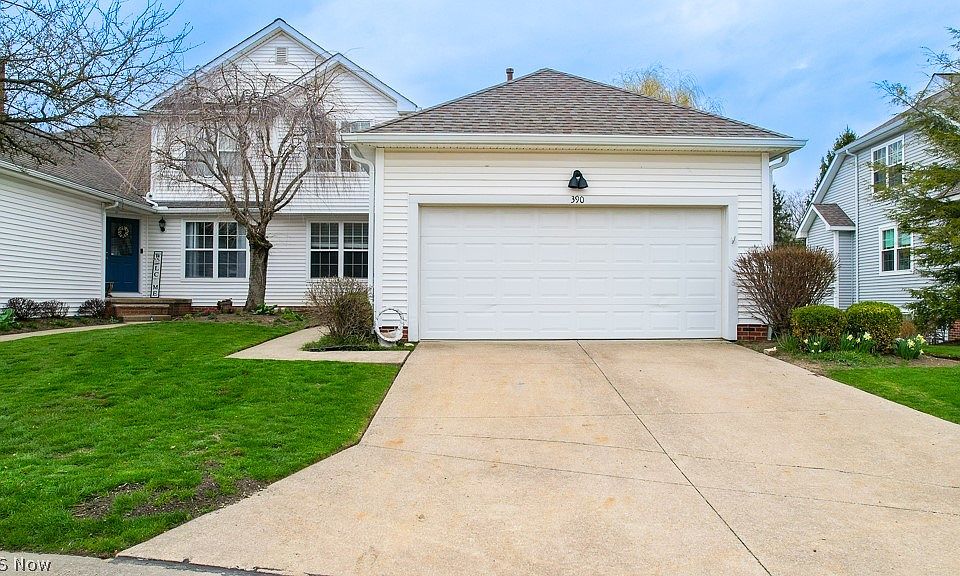 1st image of 390 Blair Cir