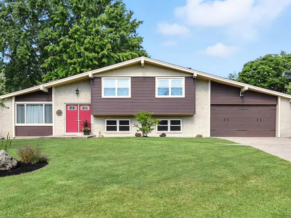 8079 Shadetree Dr, West Chester, OH 45069