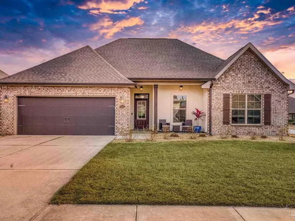 1526 Sabal Palm Dr, Gulf Breeze, FL 32563