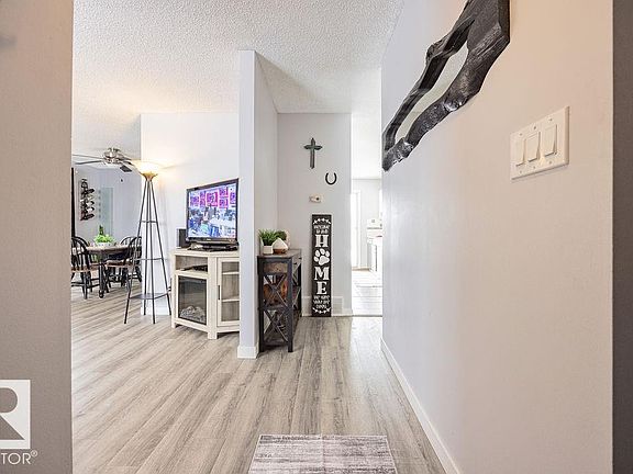 4th image of 44 Ivy Cres