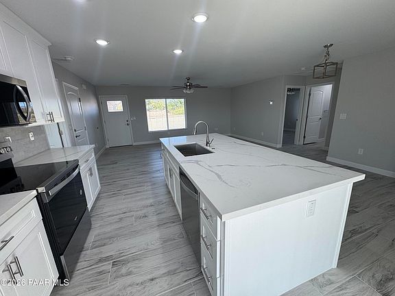3rd image of 20238 E Ash Creek Rd