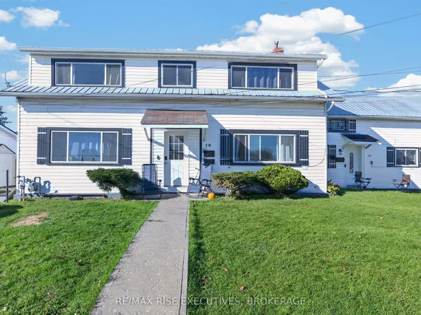 12 Manitou Cres W #10, Loyalist, ON K7N 1B7