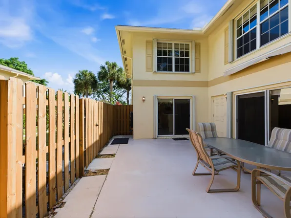 2924 SW 22nd Circle #17c, Delray Beach, FL 33445