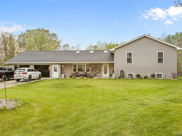 15756 Lewis Rd, Capac, MI 48014
