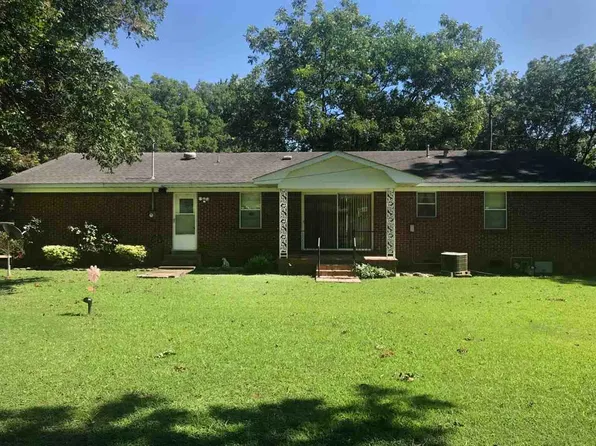 305 W Poinsett St, Marked Tree, AR 72365