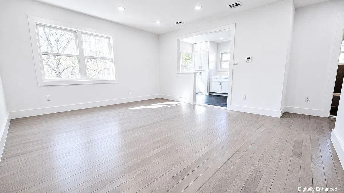 2 bed, 1.0 bath, 816 sqft, $3,500 — Photo 2