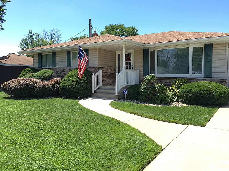2nd image of 9240 Southmoor Ave