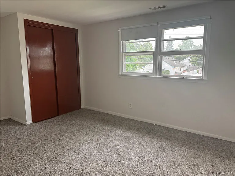 124 Parkdale Dr — Photo 24