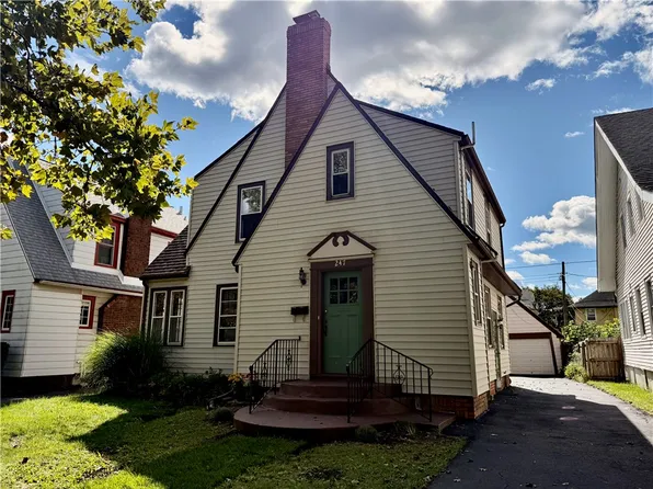 247 Genesee Park Blvd, Rochester, NY 14619