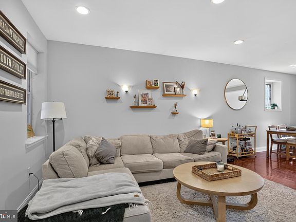 2nd image of 1202 Gerritt St