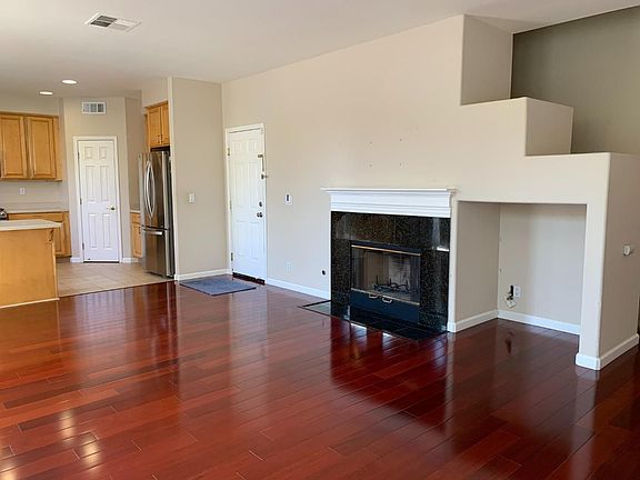 4th image of 5566 Cooney Pl