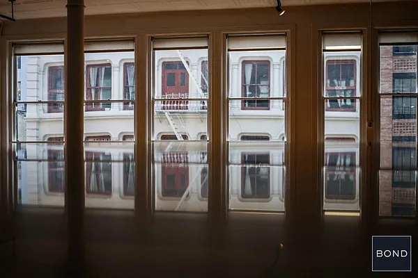 Rented by Bond New York | media 30