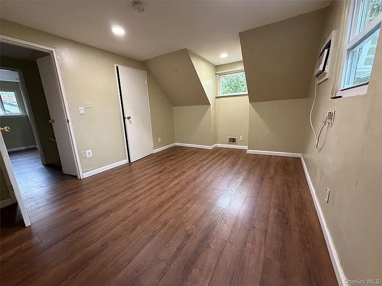 196 Sterling St — Photo 13