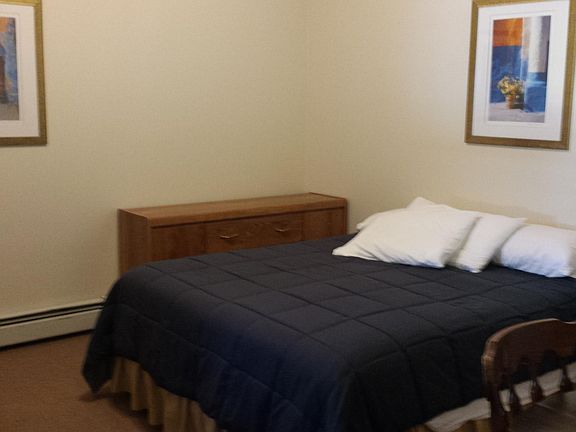 2nd image of 3263 N Lakeshore Dr #5