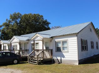 757 Chatham St, Newport, NC 28570