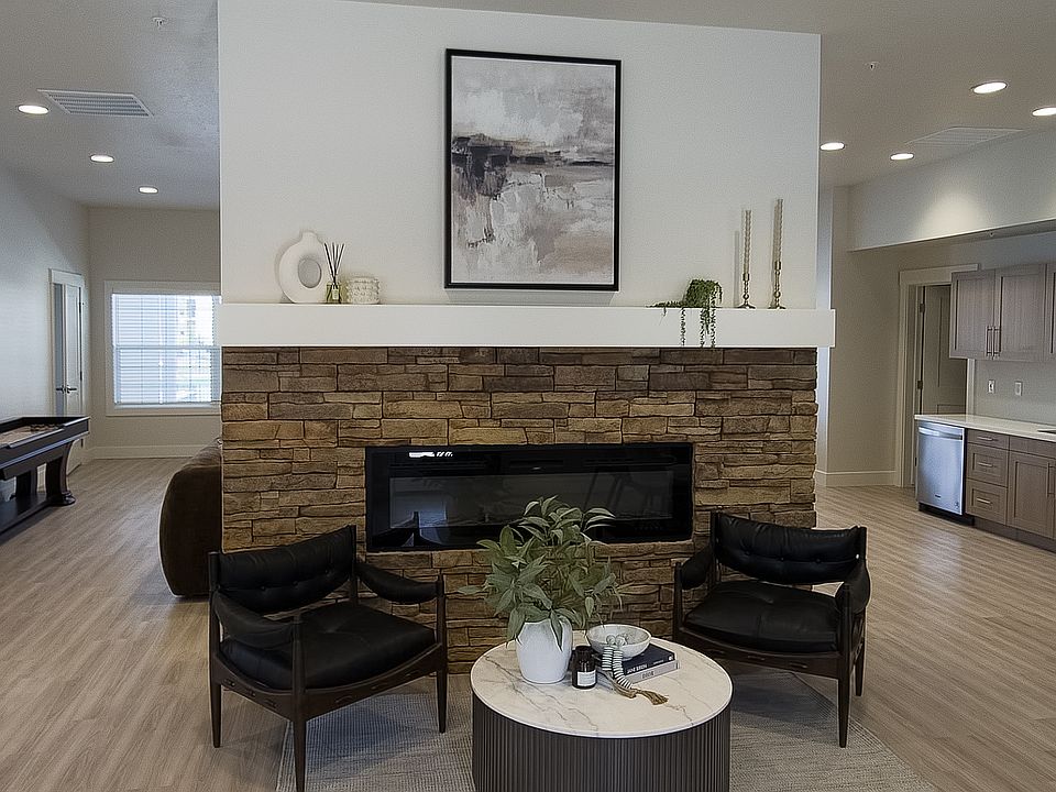 The Hawthorne Luxury Apartments Caldwell Clubhouse & Lounge