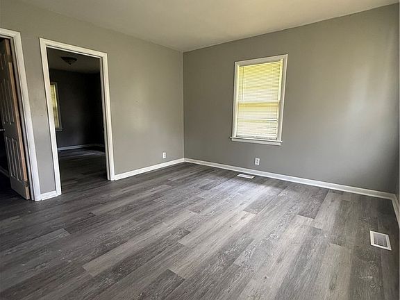 2nd image of 4920 Queens Ave