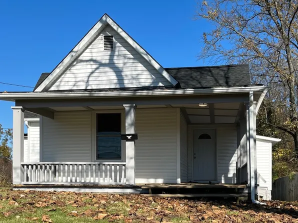 908 N Madison Ave, North Vernon, IN 47265