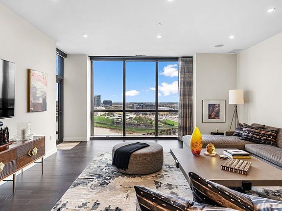 3rd image of 250 Spring St Unit 1214
