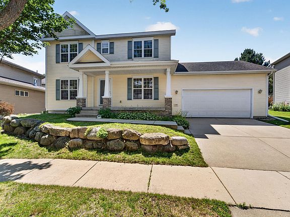 3rd image of 1305 Dewberry Dr