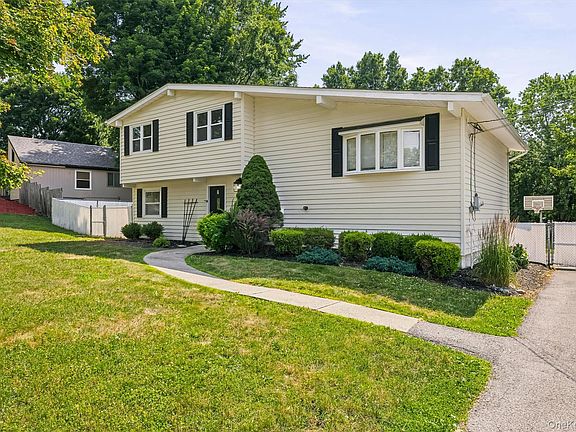 5th image of 7 Elmwood Drive