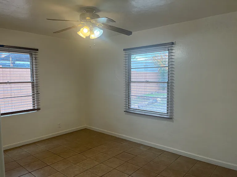 701 Center Ave — Photo 26